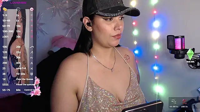 CarolinaRincon online show from January 2026 11:11:01 PM