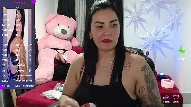 CarolinaRincon online show from February 2026 09:24:02 PM