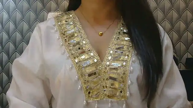 Snapshot of Mishika_Gill chatting on May 2026 02:33:02 AM Mishika Gill online show from May 2026 02:33:02 AM