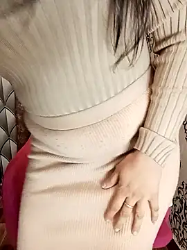 Snapshot of Mishika_Gill chatting on December 2024 07:31:02 PM Mishika Gill online show from December 2024 07:31:02 PM