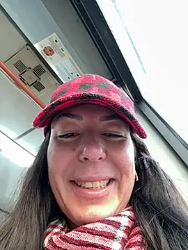 Snapshot of eveangelll chatting on February 2026 05:18:02 AM eveangelll online show from February 2026 05:18:02 AM