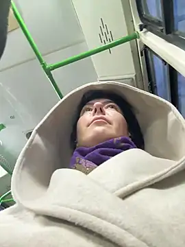 Snapshot of eveangelll chatting on February 2026 05:06:01 AM eveangelll online show from February 2026 05:06:01 AM