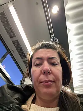 Snapshot of eveangelll chatting on February 2026 04:53:01 AM eveangelll online show from February 2026 04:53:01 AM