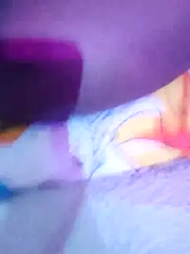 Snapshot of pearl7979 chatting on March 2025 10:10:02 PM pearl7979 online show from March 2025 10:10:02 PM