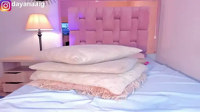Voluptupus-girl online show from September 2025 02:50:01 PM