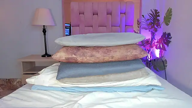 Voluptupus-girl online show from March 2025 09:26:01 PM