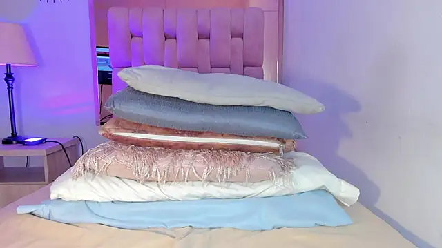 Voluptupus-girl online show from March 2025 12:41:01 PM