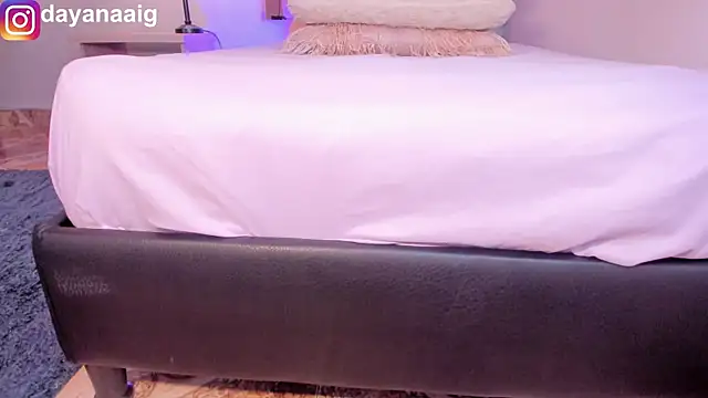 Voluptupus-girl online show from November 2025 04:44:02 PM