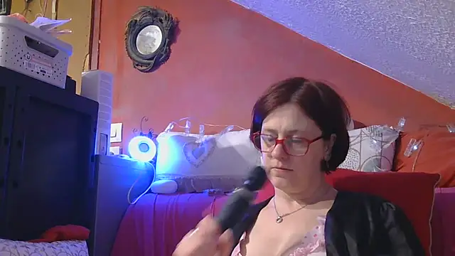 Snapshot of lanax chatting on May 2026 12:43:01 PM lanax online show from May 2026 12:43:01 PM