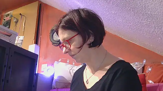 lanax online show from December 2025 01:28:02 PM