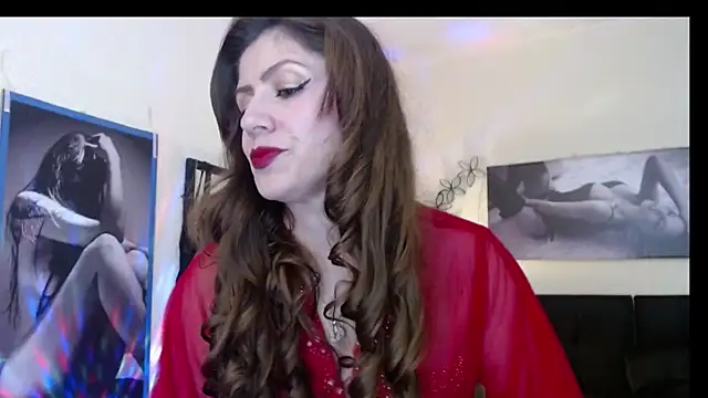 AnthonelaBella online show from December 2025 04:40:02 PM