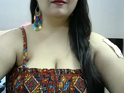 Shruti 139 online show from April 2026 05:16:02 PM