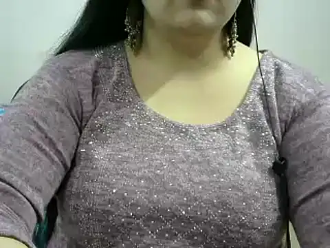 Snapshot of Shruti_139 chatting on December 2024 06:49:01 PM Shruti 139 online show from December 2024 06:49:01 PM