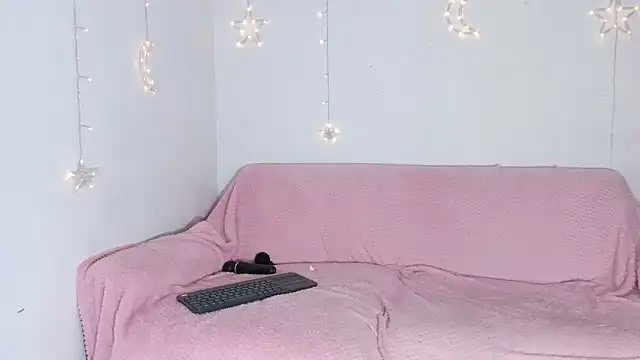 sammysexy  online show from April 2026 09:39:33 PM