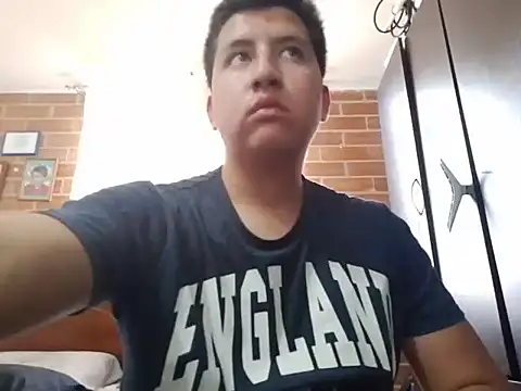 greeneyes999999999999 online show from November 2286 05:46:39 PM