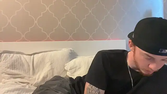 younghungginger online show from June 2026 10:15:01 PM