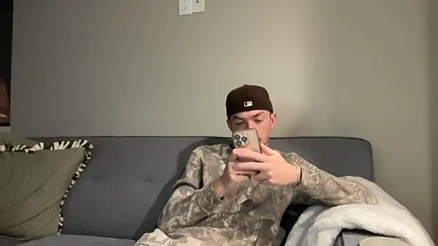 younghungginger online show from November 2025 12:48:02 AM