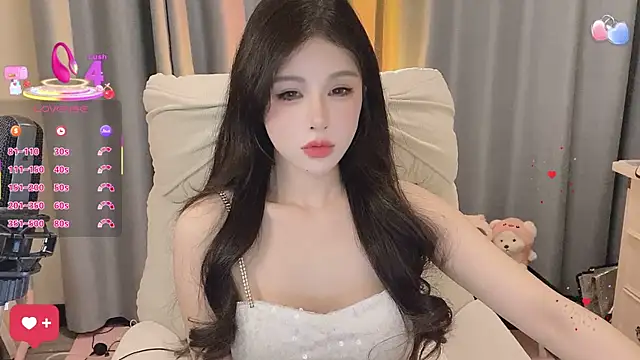 Snapshot of 7-Love chatting on May 2026 02:10:01 PM 7-Love online show from May 2026 02:10:01 PM