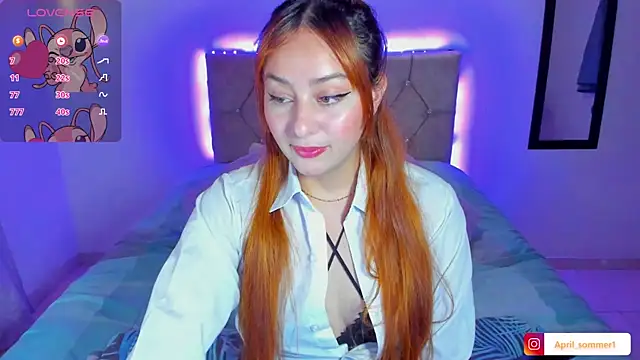 Snapshot of April_sommer1 chatting on October 2025 11:11:02 AM April sommer1 online show from October 2025 11:11:02 AM