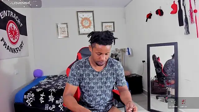 Snapshot of AlejoKhalifa_ chatting on October 2025 09:08:01 AM AlejoKhalifa online show from October 2025 09:08:01 AM