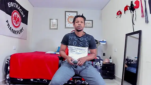 Snapshot of AlejoKhalifa_ chatting on December 2025 10:47:02 AM AlejoKhalifa online show from December 2025 10:47:02 AM