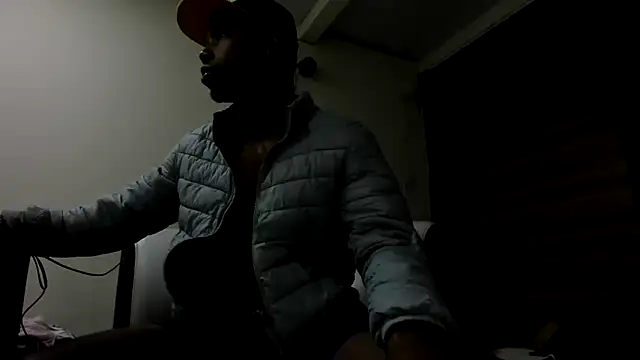 AlejoKhalifa  online show from February 2025 10:11:02 AM