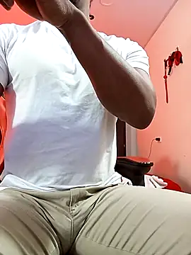 AlejoKhalifa  online show from March 2026 12:05:01 AM