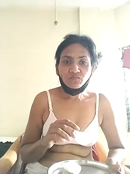 sunita6009 online show from July 2026 04:30:01 AM