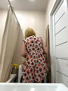 Snapshot of Yourdirtybitch chatting on September 2025 09:21:01 AM Yourdirtybitch online show from September 2025 09:21:01 AM