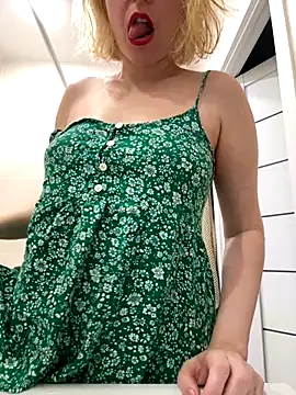 Snapshot of Yourdirtybitch chatting on October 2025 07:41:01 AM Yourdirtybitch online show from October 2025 07:41:01 AM