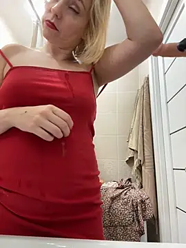 Snapshot of Yourdirtybitch chatting on September 2025 08:14:02 PM Yourdirtybitch online show from September 2025 08:14:02 PM