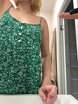 Snapshot of Yourdirtybitch chatting on September 2025 07:48:01 AM Yourdirtybitch online show from September 2025 07:48:01 AM