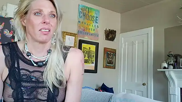 Glamazonx online show from February 2026 05:54:01 PM