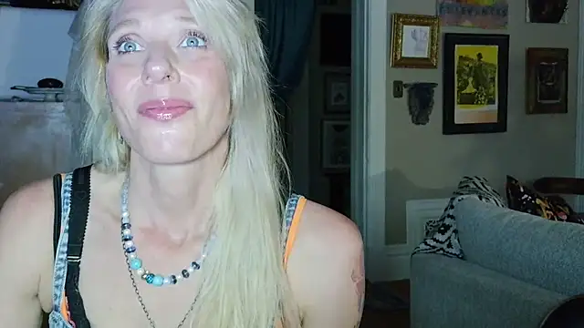 Glamazonx online show from April 2026 01:28:01 AM