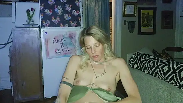 Glamazonx online show from March 2026 02:44:02 AM