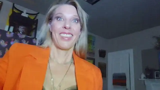 Glamazonx online show from April 2026 02:51:02 AM