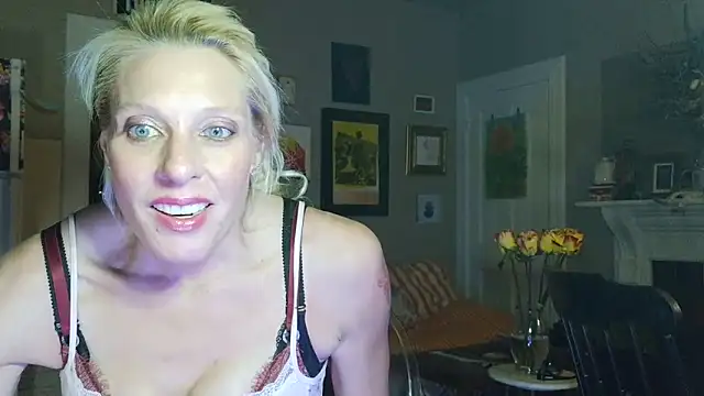 Glamazonx online show from January 2026 12:47:02 AM