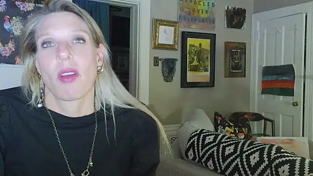 Glamazonx online show from April 2026 05:53:02 AM