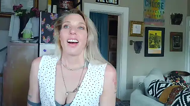 Glamazonx online show from March 2026 09:27:02 PM