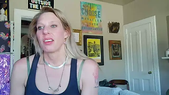 Glamazonx online show from March 2026 10:02:02 PM