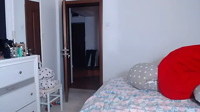 LadyyEvolet online show from April 2026 05:25:01 AM