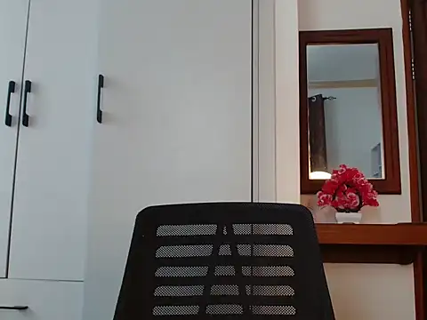 queencydoll online show from December 2025 06:56:02 AM
