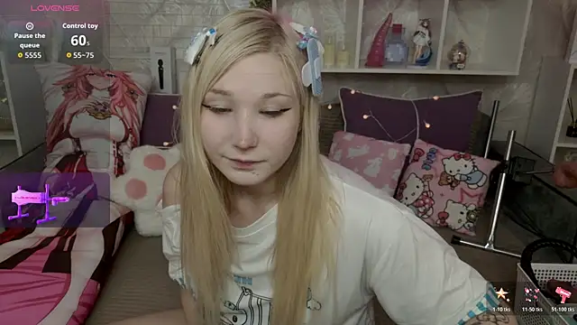 Snapshot of MeowkaKitty chatting on December 2025 01:50:02 AM MeowkaKitty online show from December 2025 01:50:02 AM