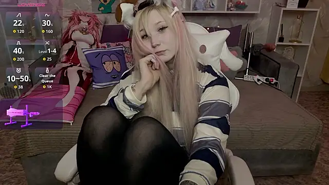 MeowkaKitty online show from March 2026 01:40:01 AM