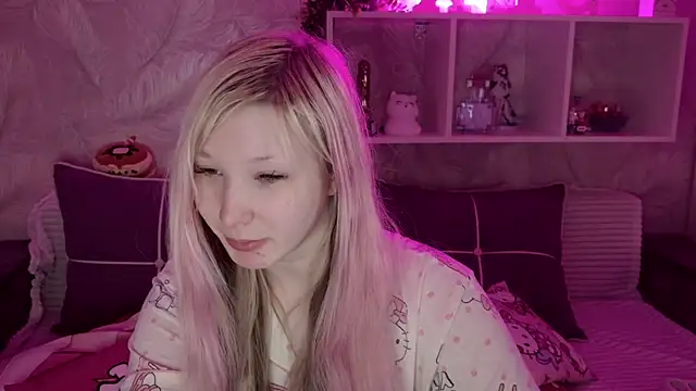 MeowkaKitty online show from April 2026 01:52:01 AM