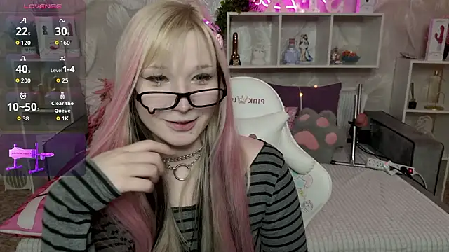 MeowkaKitty online show from March 2026 01:53:02 AM