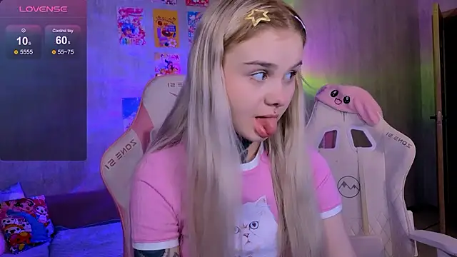 Britney Lynch online show from February 2026 10:12:02 PM