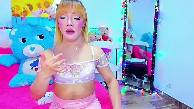Snapshot of Candy_Candy__ chatting on April 2026 01:28:01 AM Candy Candy online show from April 2026 01:28:01 AM