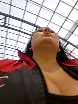 Celeem  online show from December 2025 10:26:02 PM