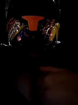 Celeem  online show from December 2025 04:01:01 AM